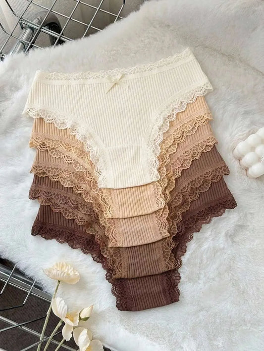 SHEIN DAZY سراويل داخلية نسائية من 5 قطع بحافة دانتيل وخصر منخفض متعدد الألوان