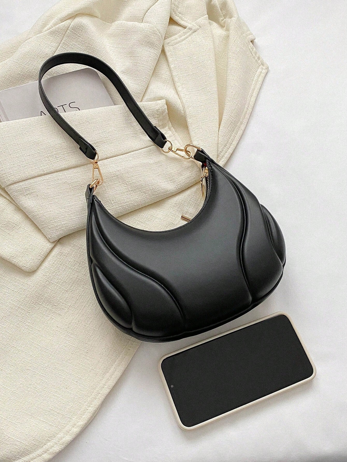SHEIN حقيبة كاجوال للنساء بطراز فرنسي 2024 أنيقة