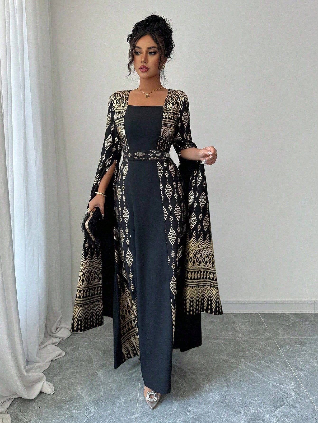 SHEIN Rafferiza فستان طويل مطبوع بأكمام منتفخة وياقة مربعة