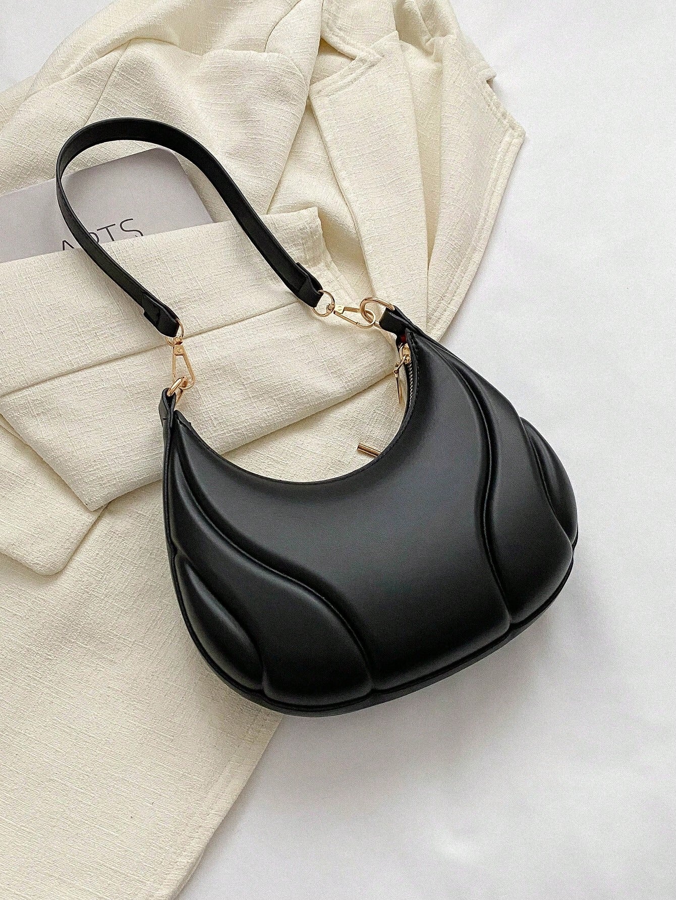 SHEIN حقيبة كاجوال للنساء بطراز فرنسي 2024 أنيقة