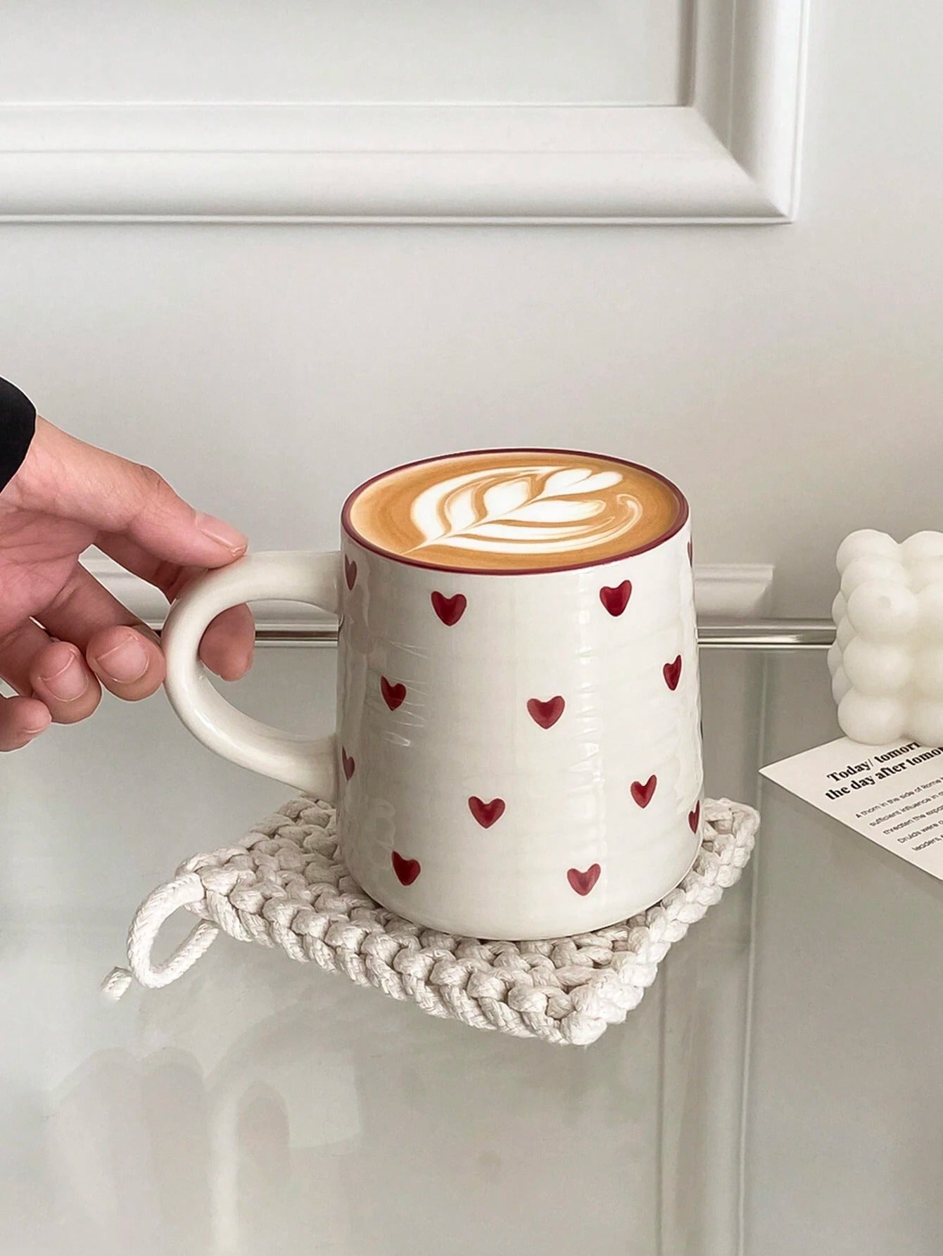 SHEIN كوب خزفي على شكل قلب 200مل بتصميم أنيق