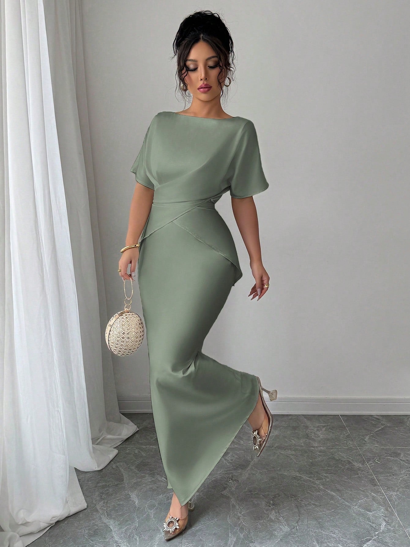 SHEIN Elenzga فستان ساتان لامع بلون أخضر رمادي