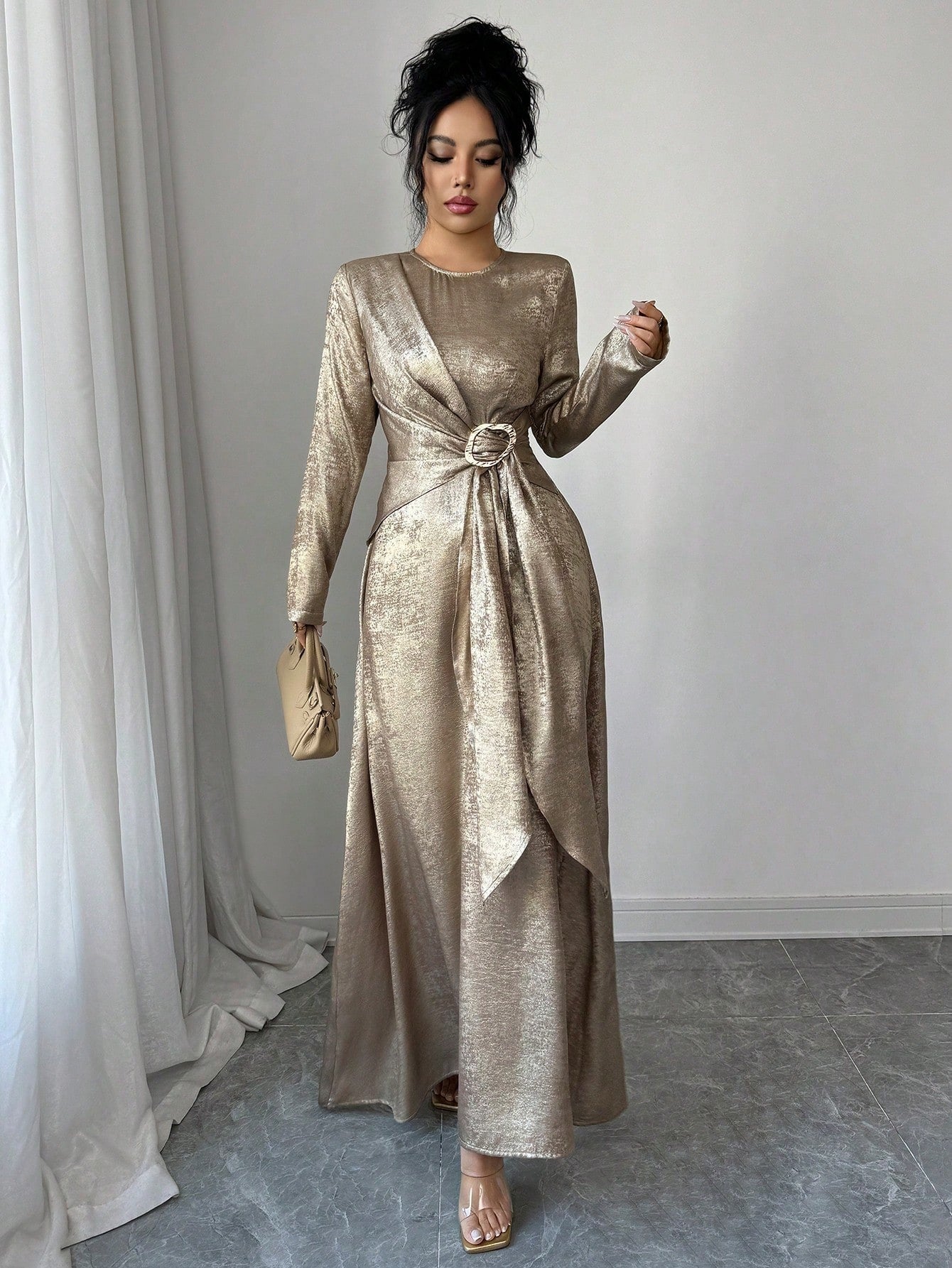 SHEIN Elenzga فستان ماكسي لامع بياقة مستديرة وربطة خصر متقاطعة