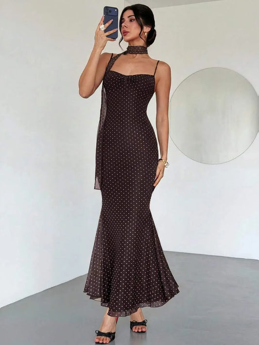 SHEIN Firerie فستان نسائي بني جديد بنقاط بولكا مع تصميم ذيل سمكة وحمالات سباغيتي