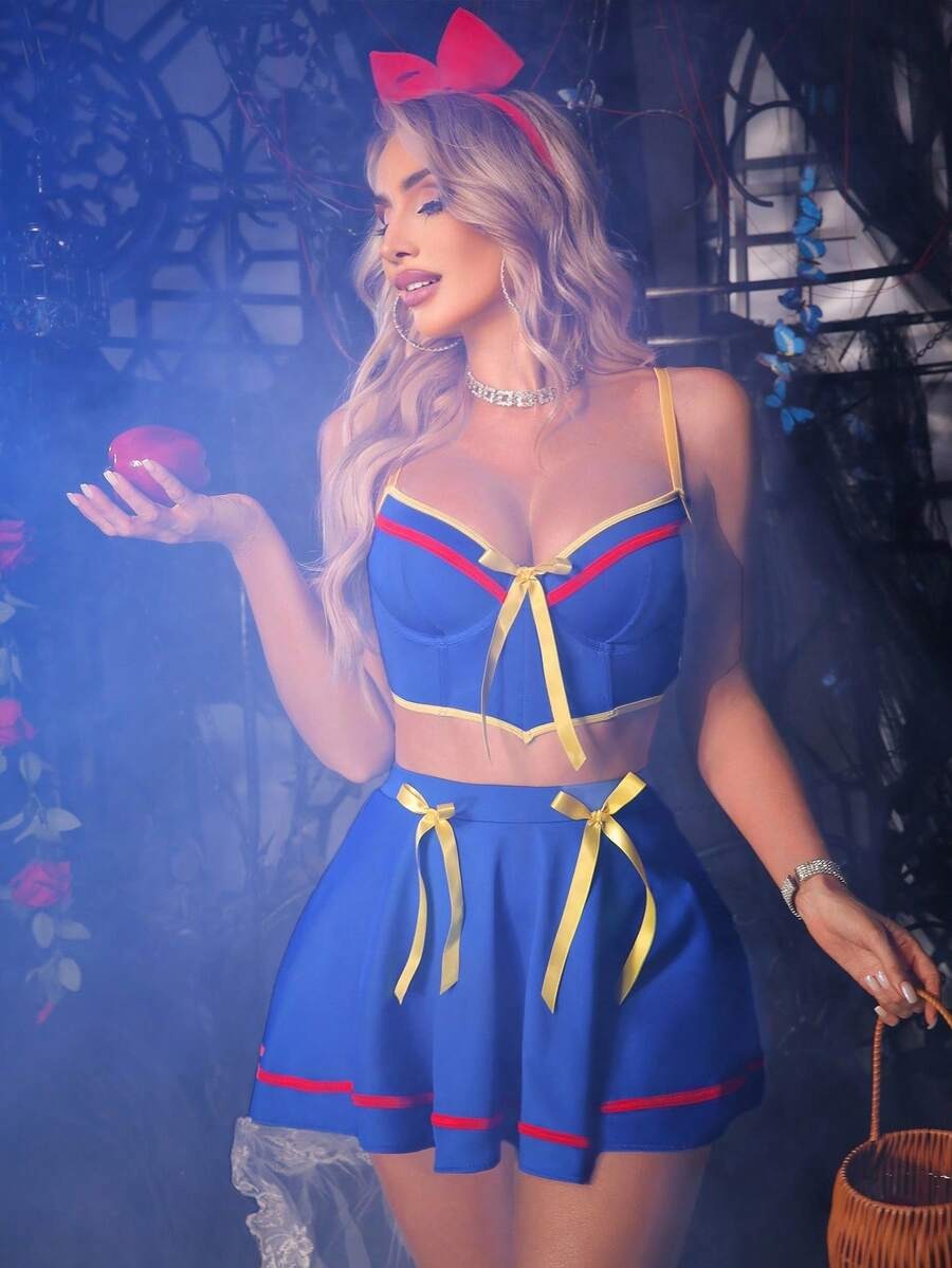 SHEIN طقم كوسبلاي نسائي كروب توب مع تنورة قصيرة – 2 قطع بلون أزرق