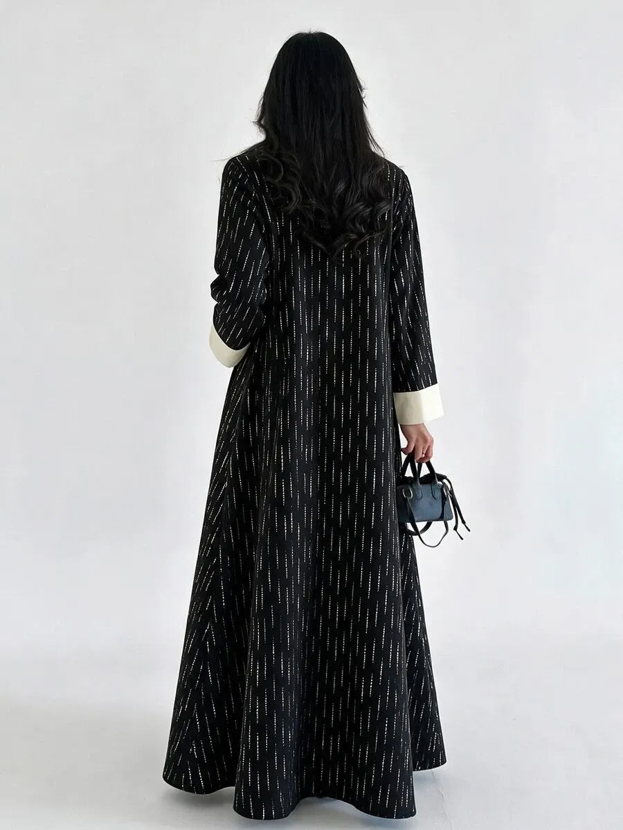 SHEIN Yasveil فستان طويل بياقة شال وفتحة صدر بشكل قطرة وأكمام طويلة بلون أسود