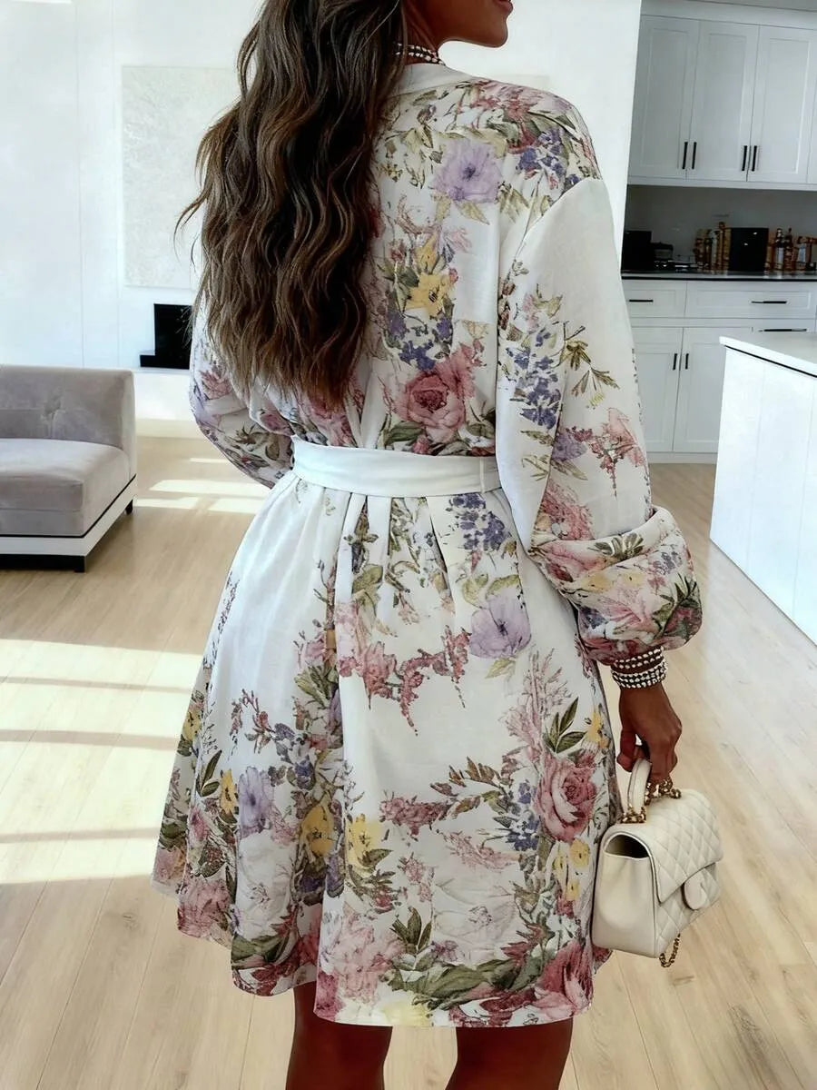 SHEIN فستان بلون متعدد الألوان قصير بياقة وأكمام طويلة وحزام بتصميم كشكش