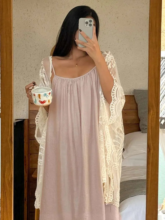 SHEIN DAZY طقم نوم 2 قطعة بلون وردي فستان كامي دانتيل ورداء بأكمام طويلة