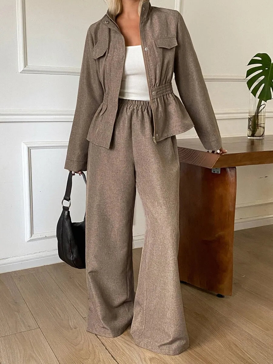 SHEIN DAZY طقم نسائي قطعتين جاكيت بسحاب وبنطال بلون كاكي
