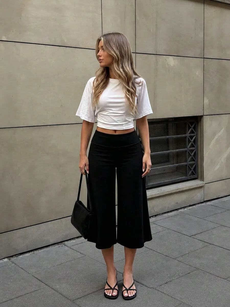 SHEIN بنطلون بلون الأسود متوسط الطول واسع الساق بخصر طبيعي