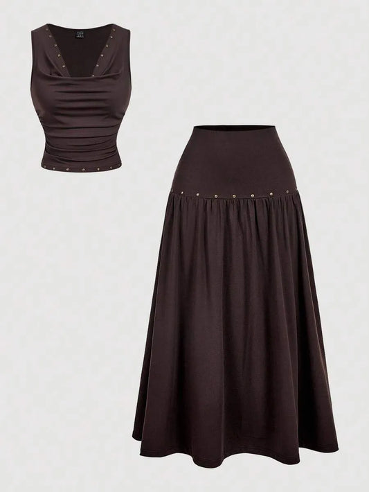 SHEIN MOD طقم نسائي من قطعتين توب كامي قصير وتنورة طويلة مزينة بدبابيس بلون بني