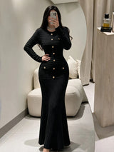 SHEIN Modelyn فستان محبوك ماكسي بياقة دائرية وأزرار ذهبية أمامية وأكمام طويلة بلون أسود