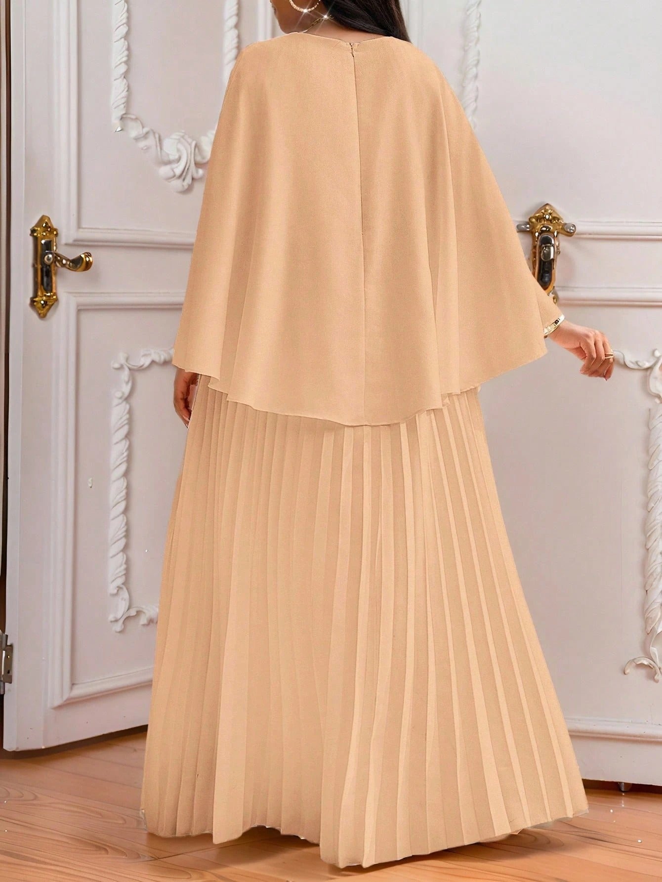 SHEIN Fleurora فستان مطوي بلون سادة مقاسات كبيرة صيفي