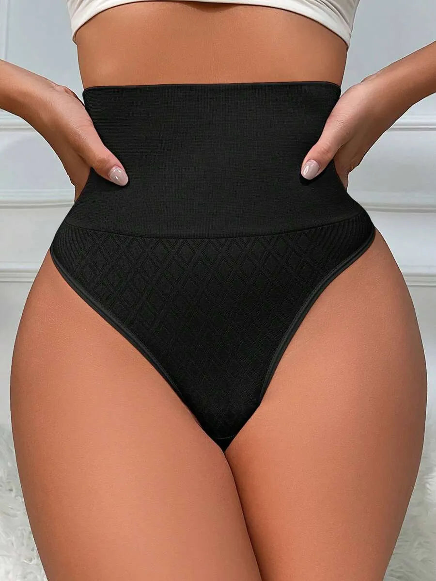 SHEIN شورت مشد نسائي بخصر عالٍ لتشكيل الجسم باللون الأسود