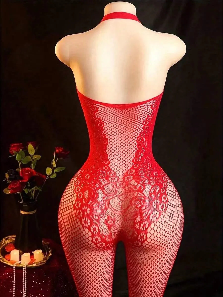 SHEIN ChaseTheNight جمبسوت لانجري نسائي مفرغ بياقة هالتر وفتحات جانبية بلون أحمر