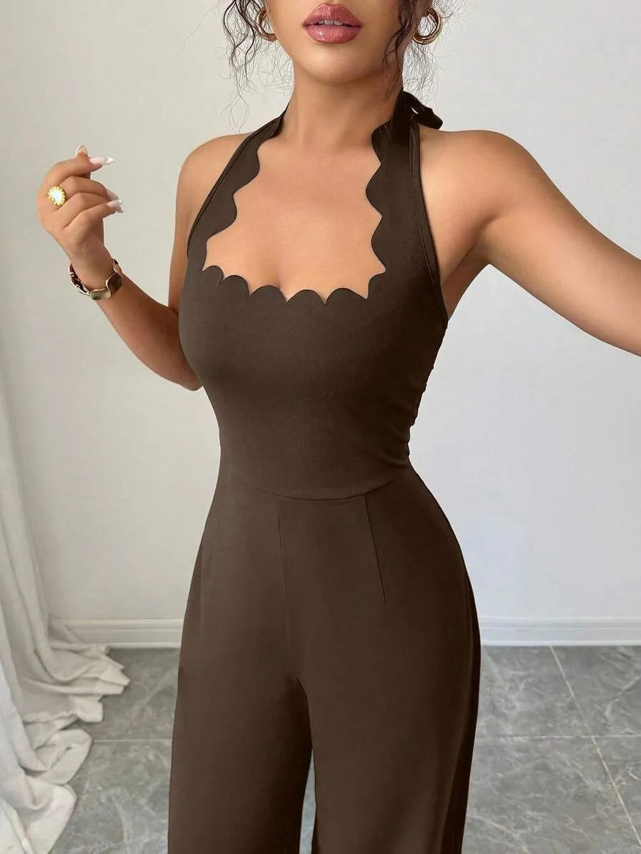 SHEIN Selianne جمبسوت بني أنيق برقبة هولتر وأطراف مموجة من