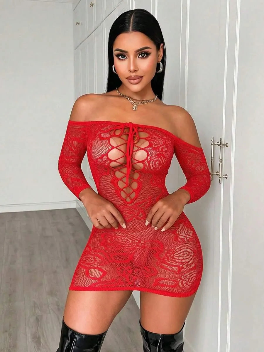 SHEIN ChaseTheNight قميص نوم نسائي قصير شفاف بأكتاف مكشوفة وحمالات متقاطعة بلون أحمر