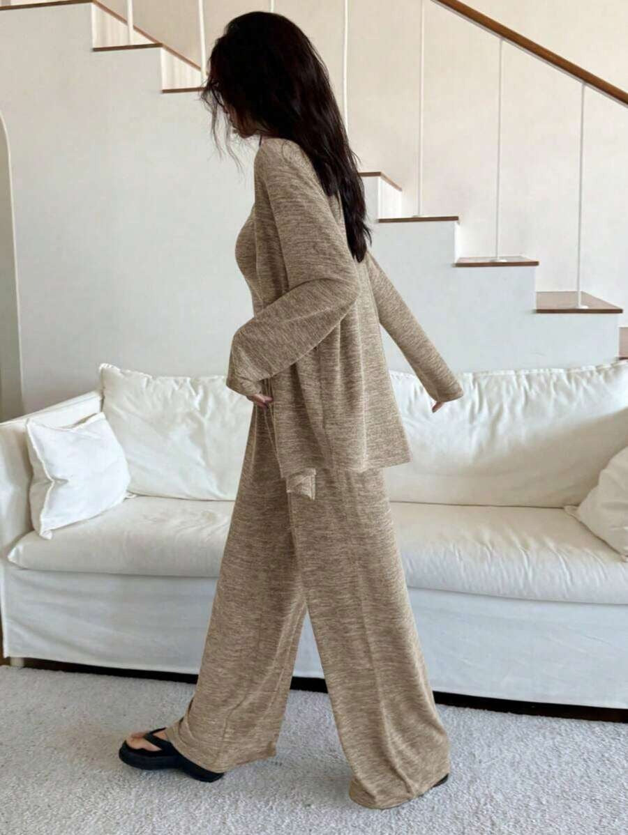 SHEIN طقم بيجامة منزلي ناعم ومرتب من 3 قطع بلون بيج