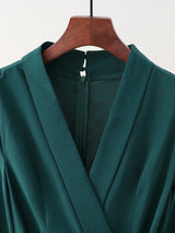 SHEIN GlowEve جمبسوت نسائي بخصر عالٍ وحزام وساق واسعة بجيوب بلون أخضر داكن