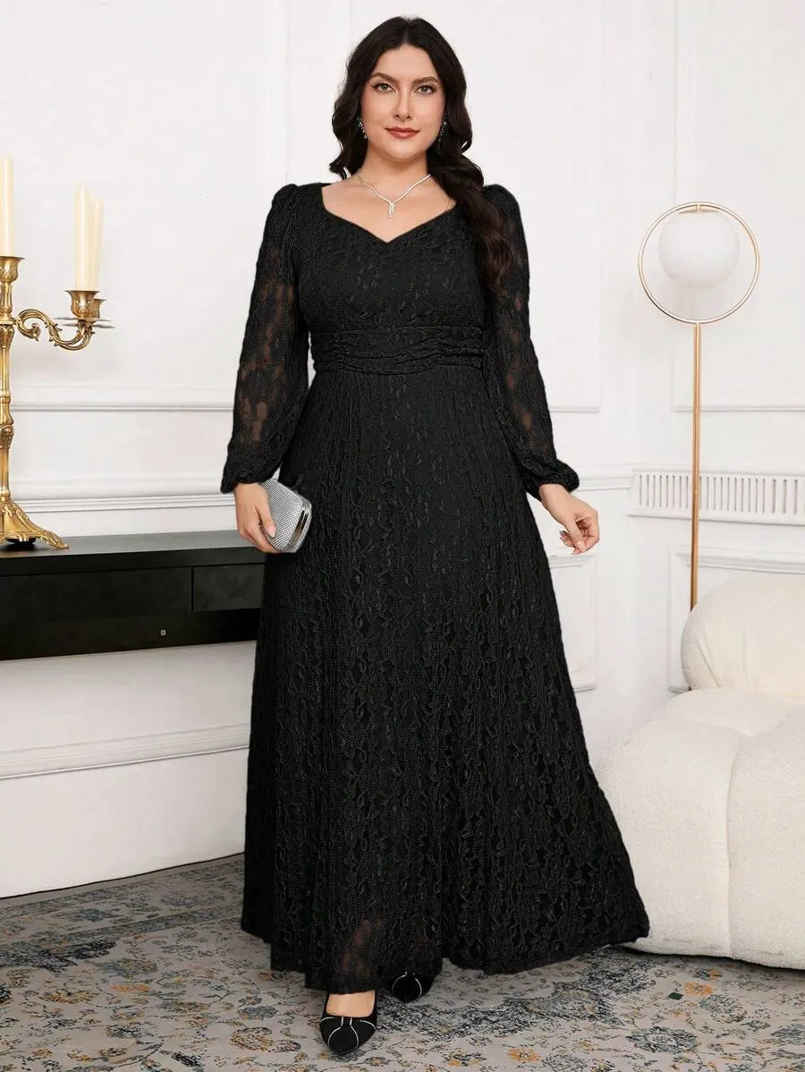 SHEIN Modelyn فستان دانتيل ماكسي بياقة قلب وأكمام منتفخة وخصر مرتفع بلون الأسود