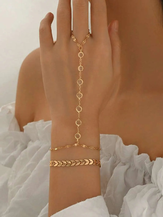 SHEIN أساور معدنية ذهبية على شكل عظم السمك مع خرز بلوري قطعتان