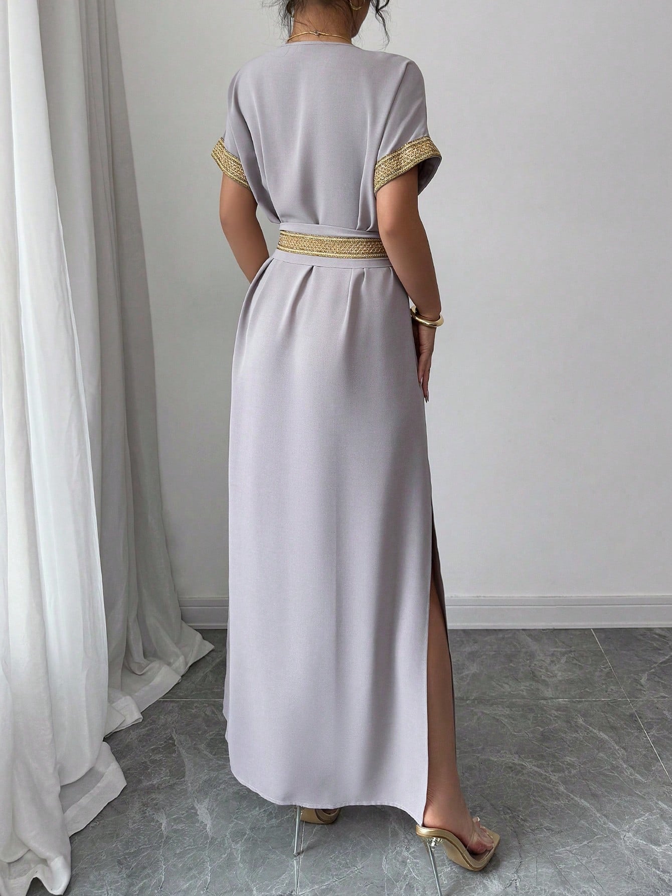 SHEIN Breezaya فستان نسائي فضفاض بخصر مرن ذهبي