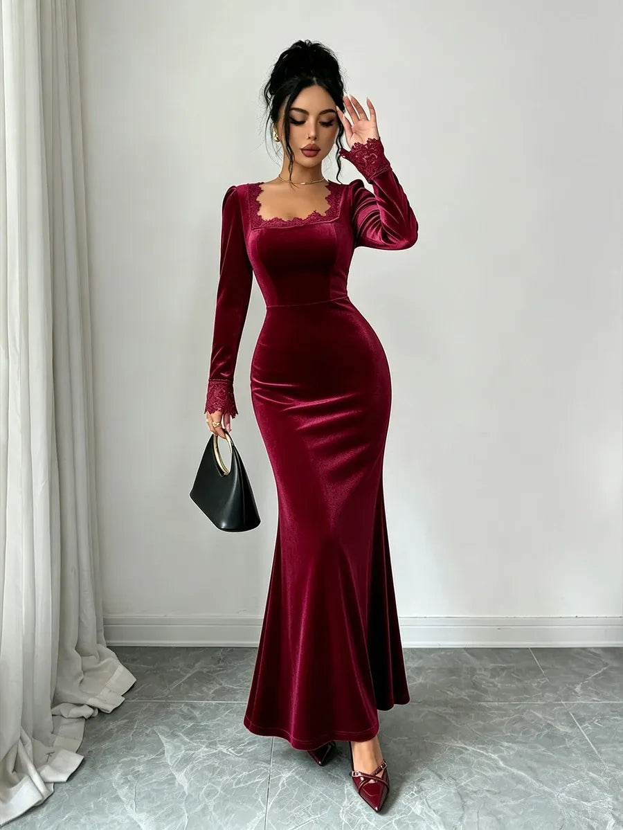 SHEIN Elenzga فستان طويل بياقة مربعة وأكمام طويلة وتطريز دانتيل وذيل حورية البحر بلون أحمر