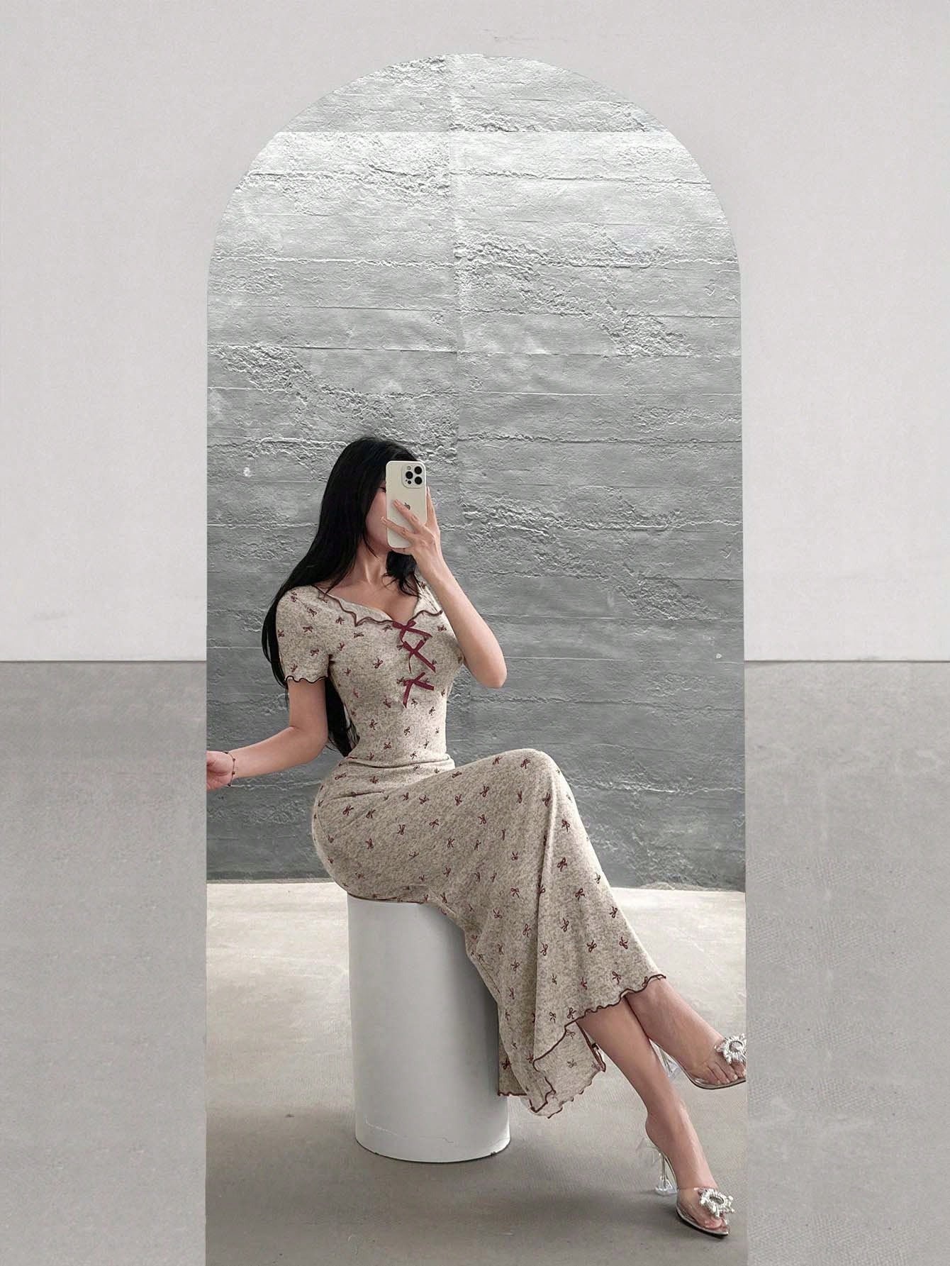 SHEIN Feyla فستان مشمشي طويل مطبوع بطبعة فراشة