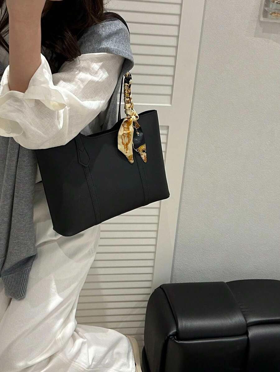 SHEIN حقيبة كتف سوداء مع وشاح حريري