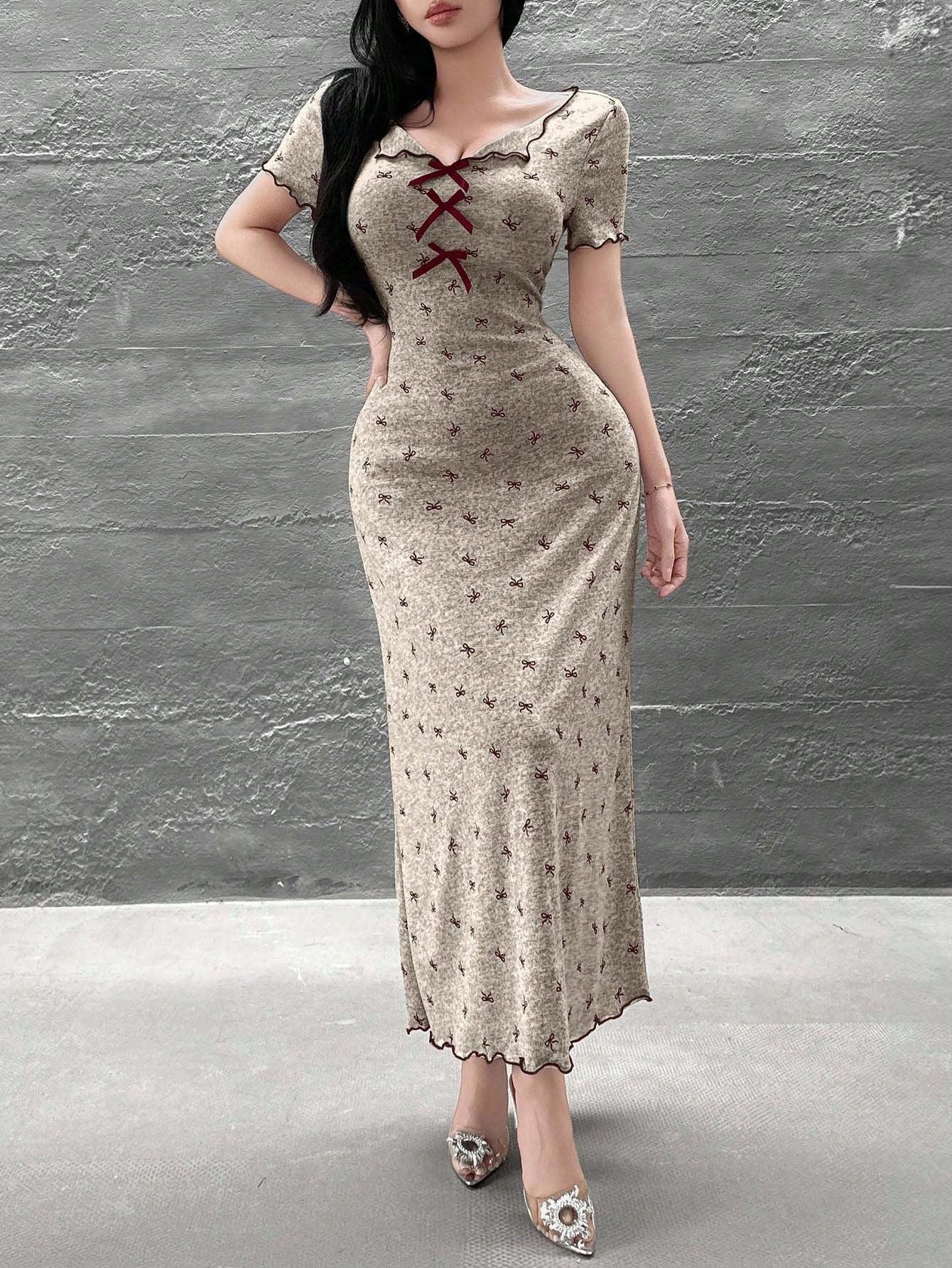 SHEIN Feyla فستان مشمشي طويل مطبوع بطبعة فراشة