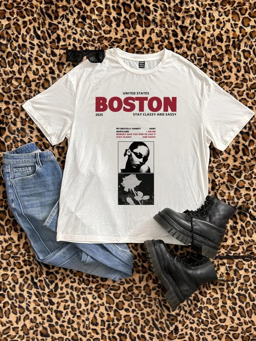 SHEIN EZwear تي شيرت نسائي أوفرسايز بطبعة وردة سوداء وبيضاء بلون أبيض