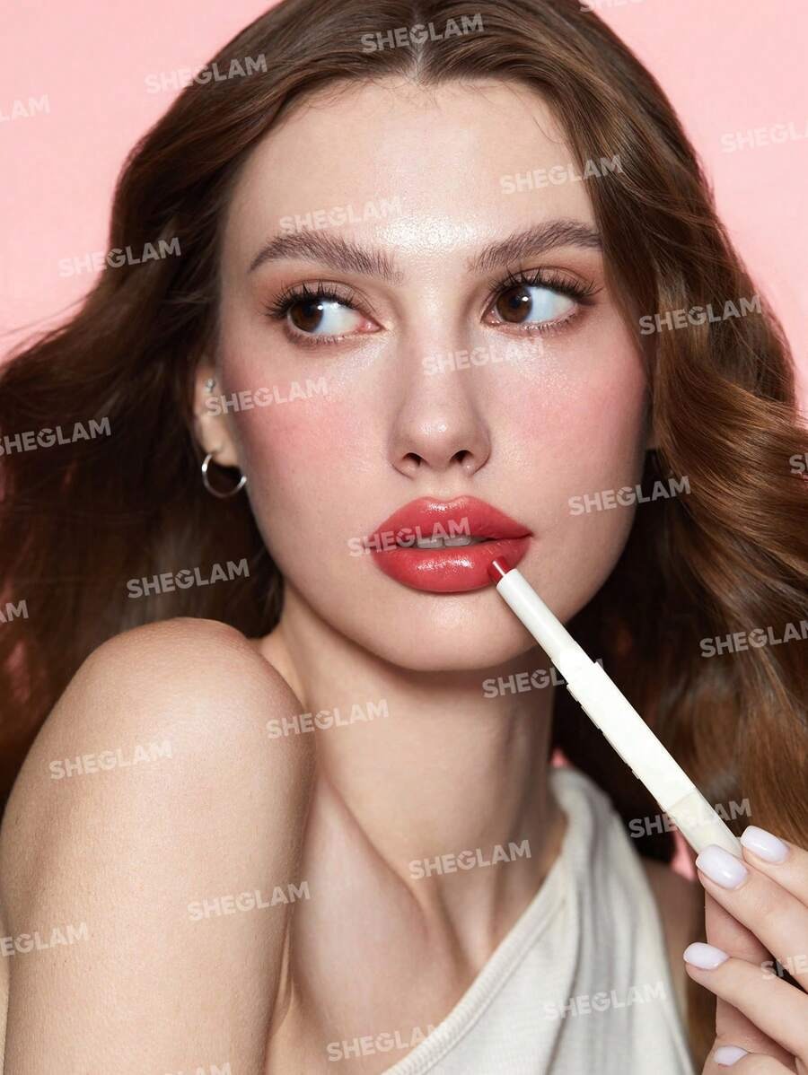 SHEGLAM Cherry Glaze أحمر شفاه وملمع