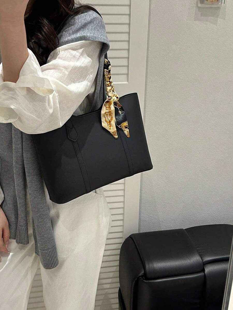 SHEIN حقيبة كتف سوداء مع وشاح حريري