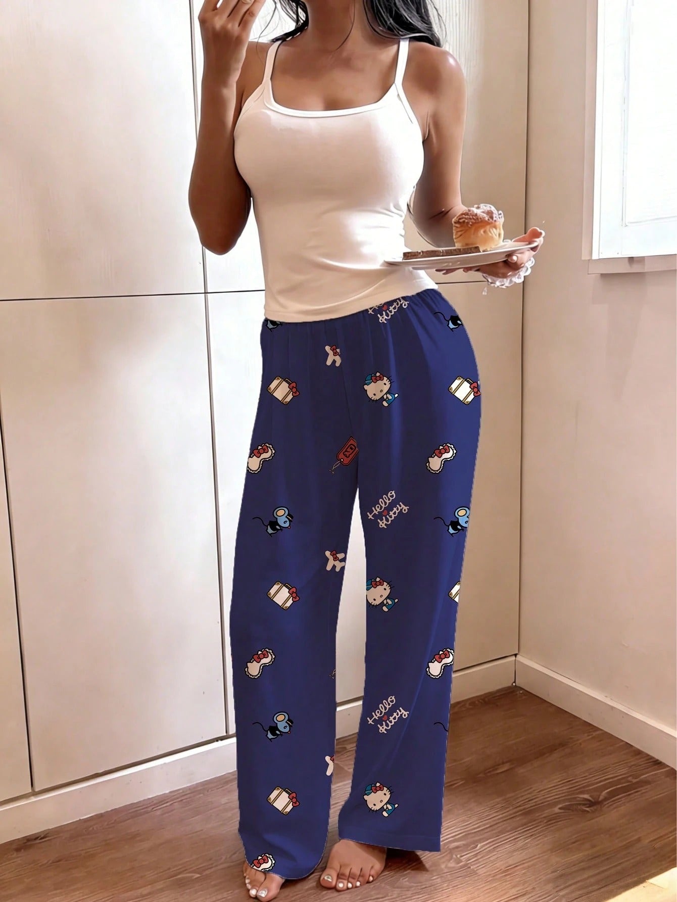 SHEIN Sanrio بنطلون بيجاما نسائي بطبعة هالو كيتي