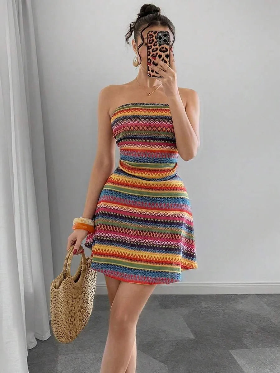 SHEIN Breezaya فستان بلون الأسود ميني بدون حمالات بعقدة كريستالية وبظهر مكشوف