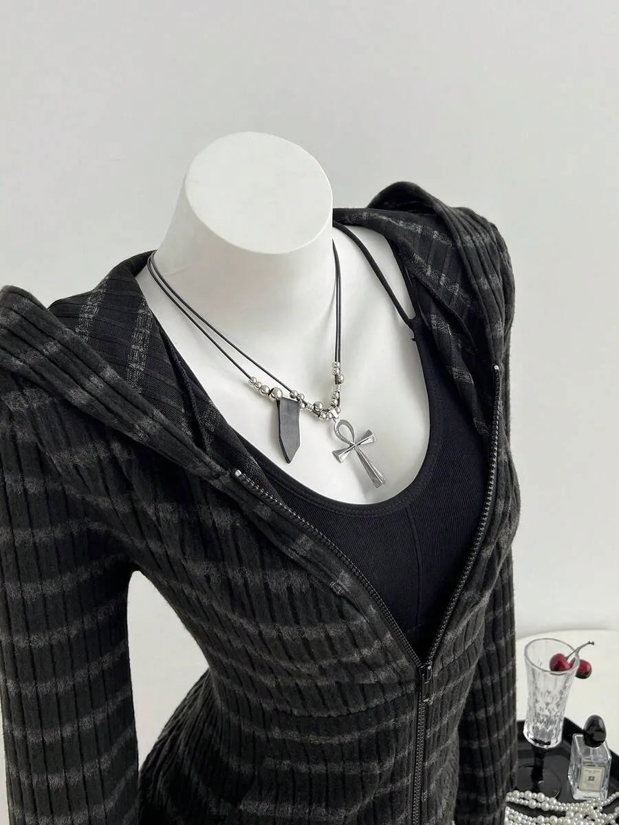 SHEIN ICON سويت شيرت نسائي مضلع بغطاء رأس وسحاب بلون الأسود