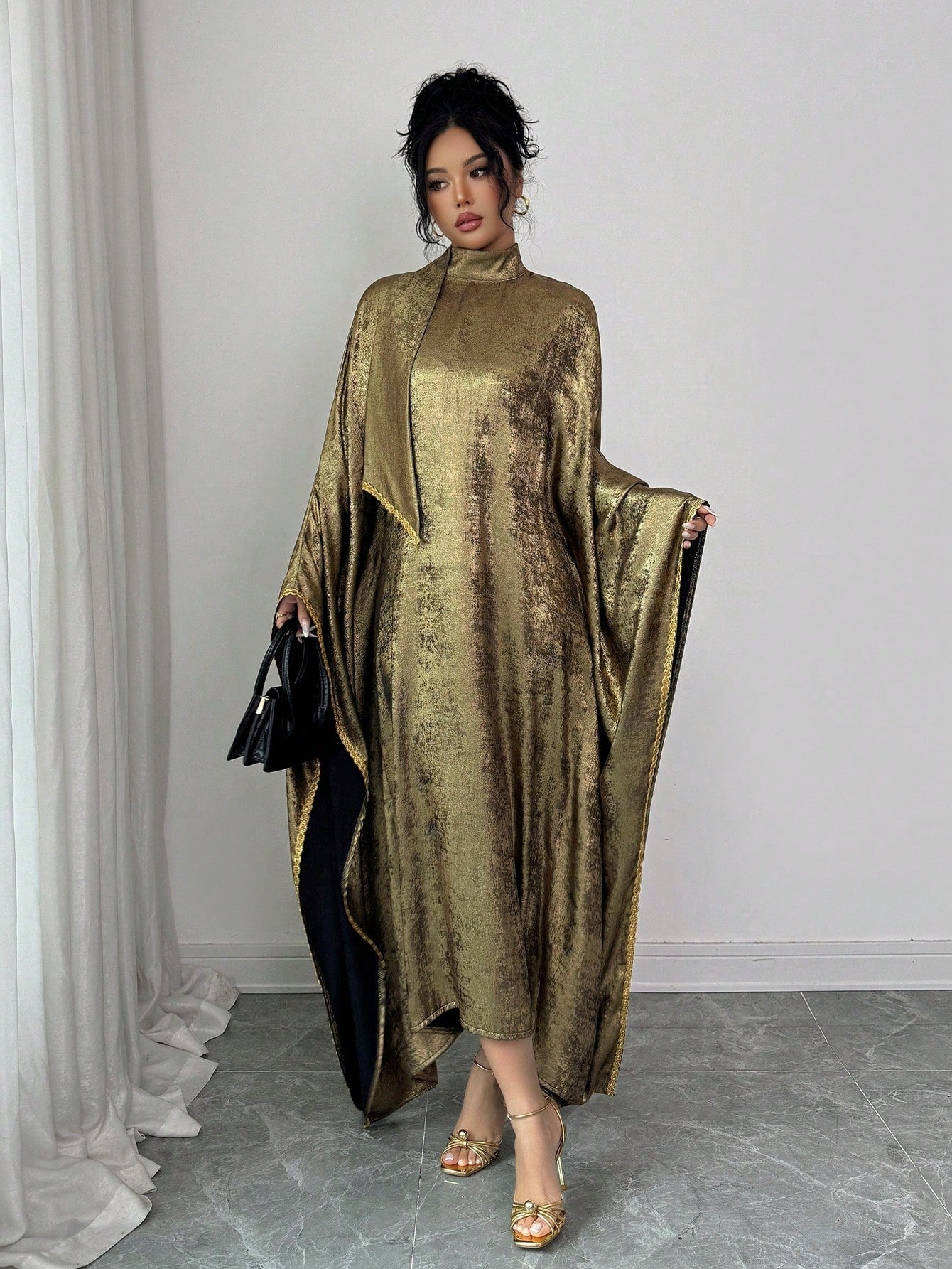 SHEIN Raffinéa فستان نسائي أنيق بياقة عالية وشريط ذهبي