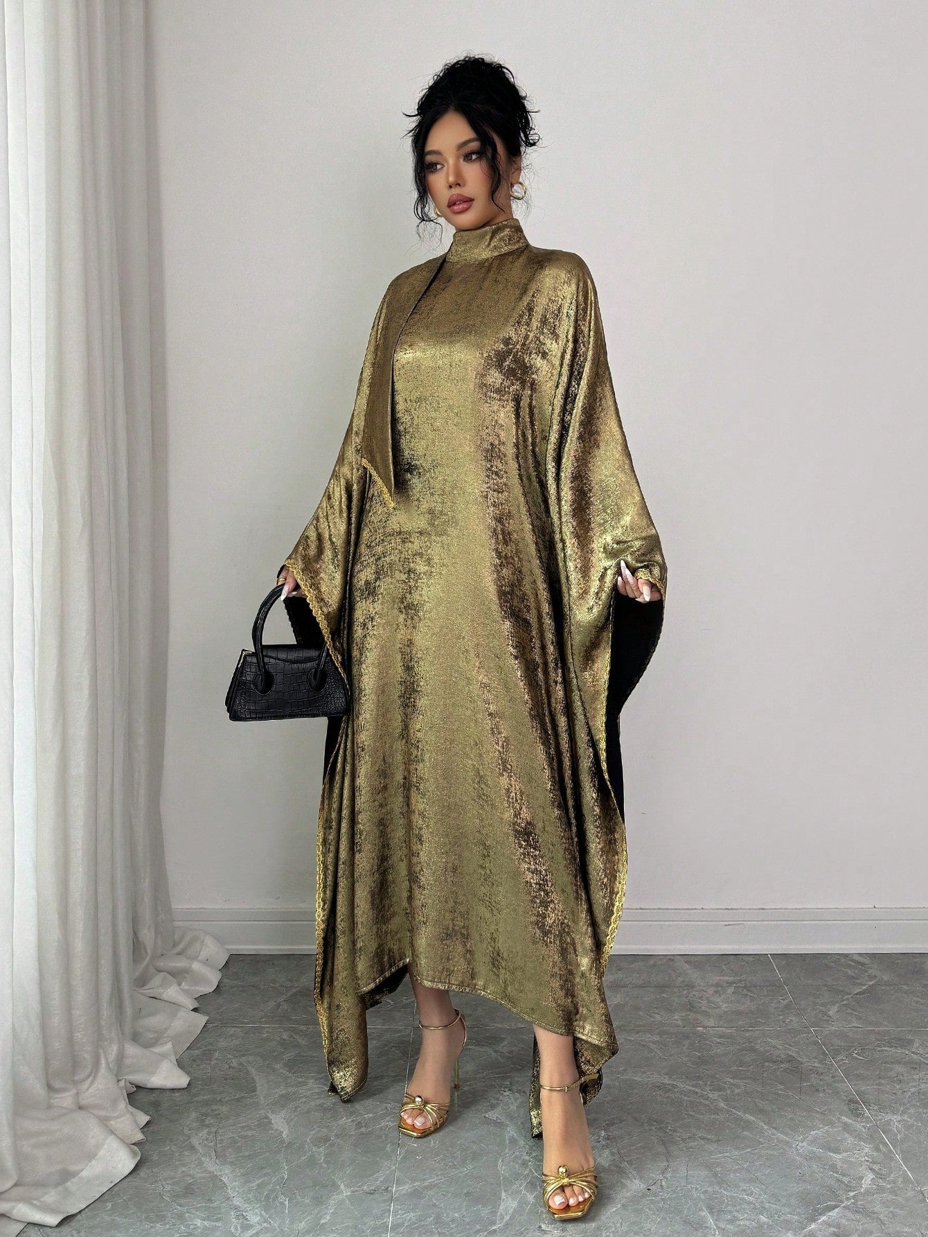 SHEIN Raffinéa فستان نسائي أنيق بياقة عالية وشريط ذهبي
