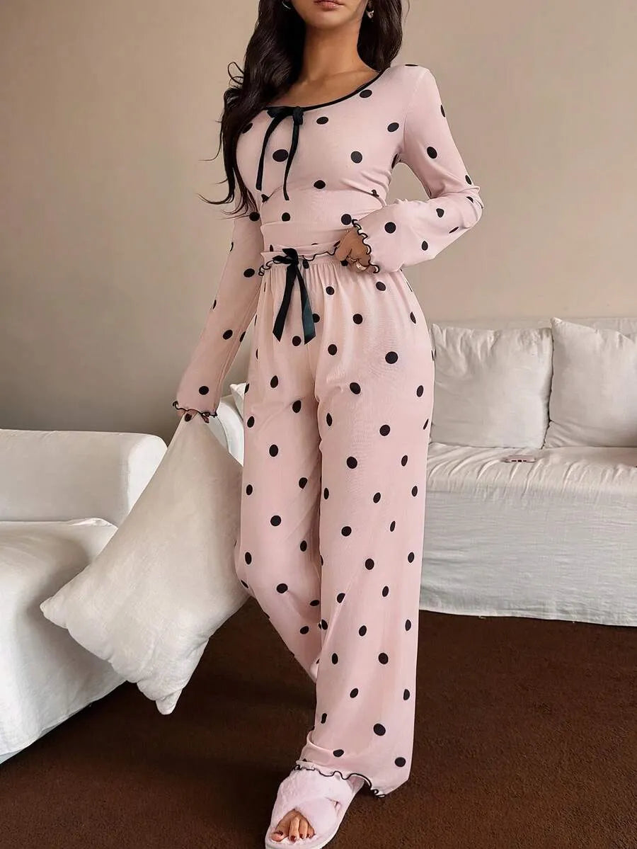 SHEIN Dream Adore طقم بيجامة قطعتين بتوب قصير بأكمام طويلة وطبعة نقاط بلون وردي