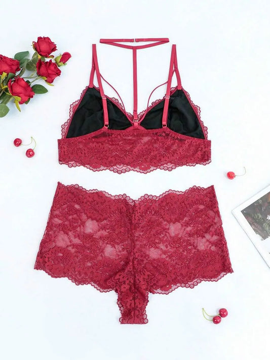 SHEIN Spicy Aura طقم لانجري نسائي 2 قطعة من الدانتيل بدون أسلاك بلون عنابي