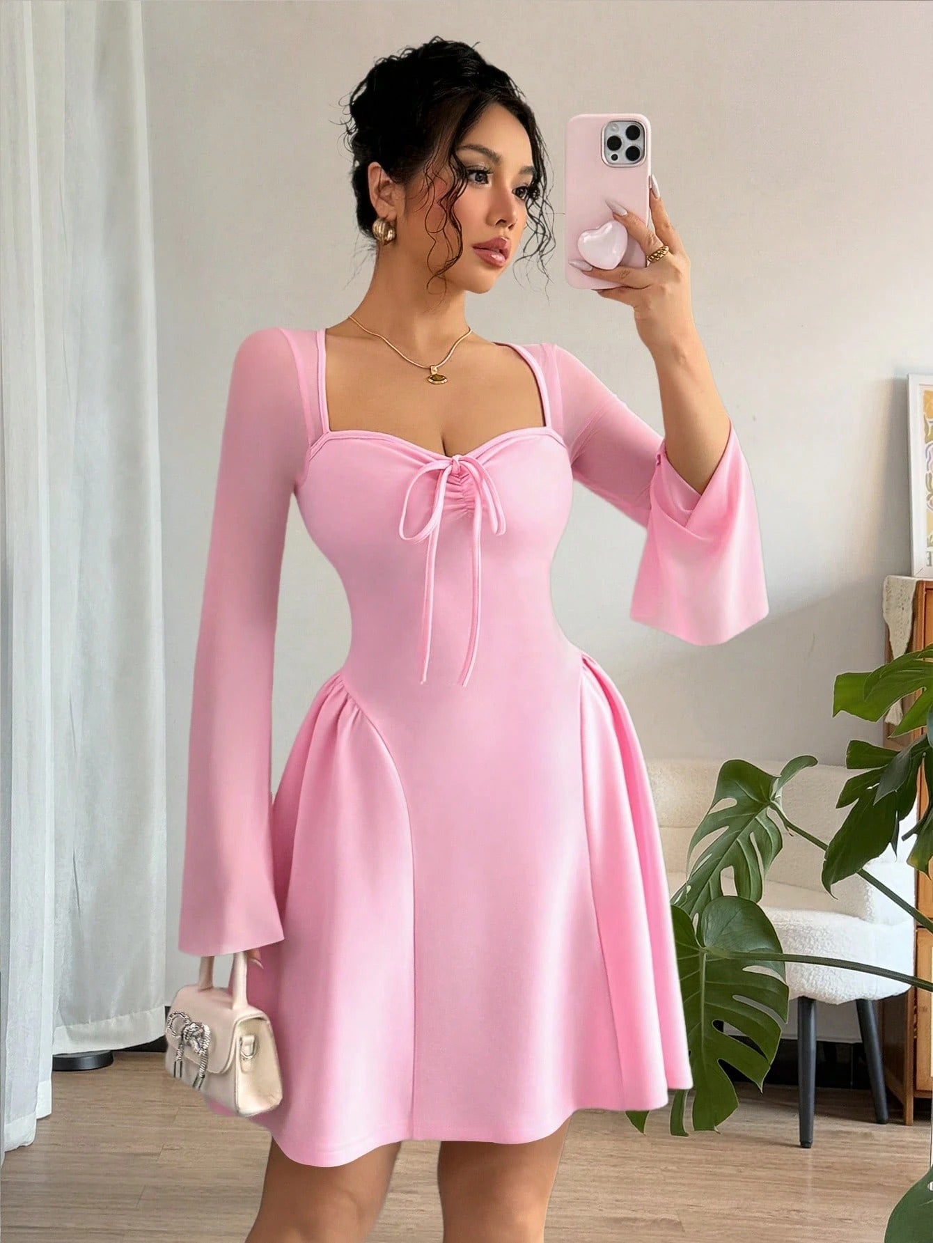 SHEIN Elenzga فستان شبك مبطن بجمع جانبي وياقة فيونكة