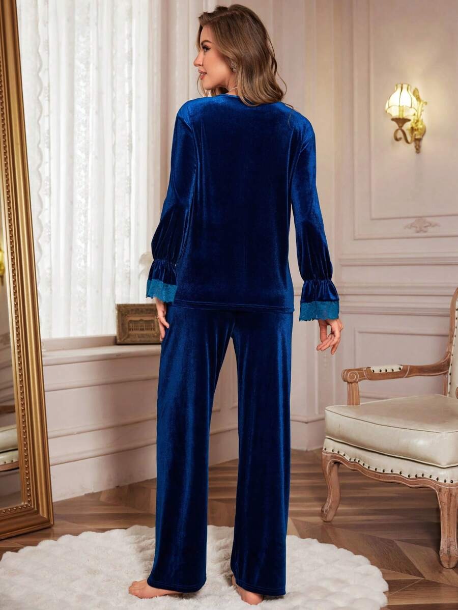 SHEIN PalaceNights طقم بيجاما بلون أزرق