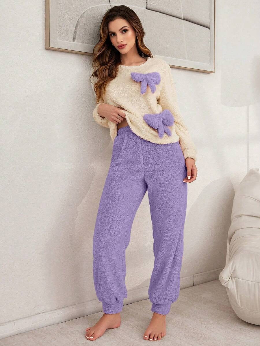 SHEIN طقم بيجامة ناعم بفيونكة