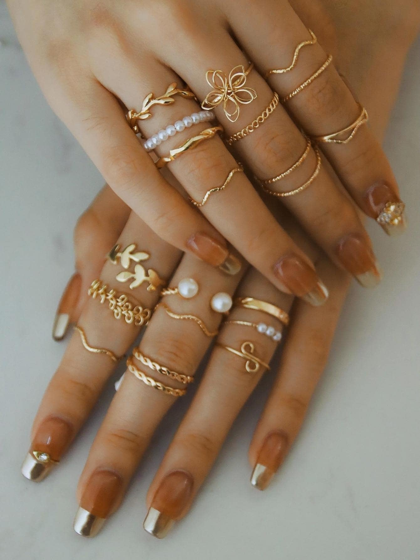 SHEIN مجموعة خواتم 20 قطعة مزخرفة بأوراق وأزهار وخرز