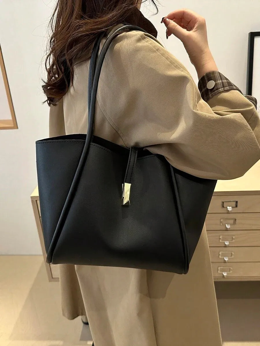 SHEIN حقيبة كتف نسائية فاخرة بلون متسق ورقي