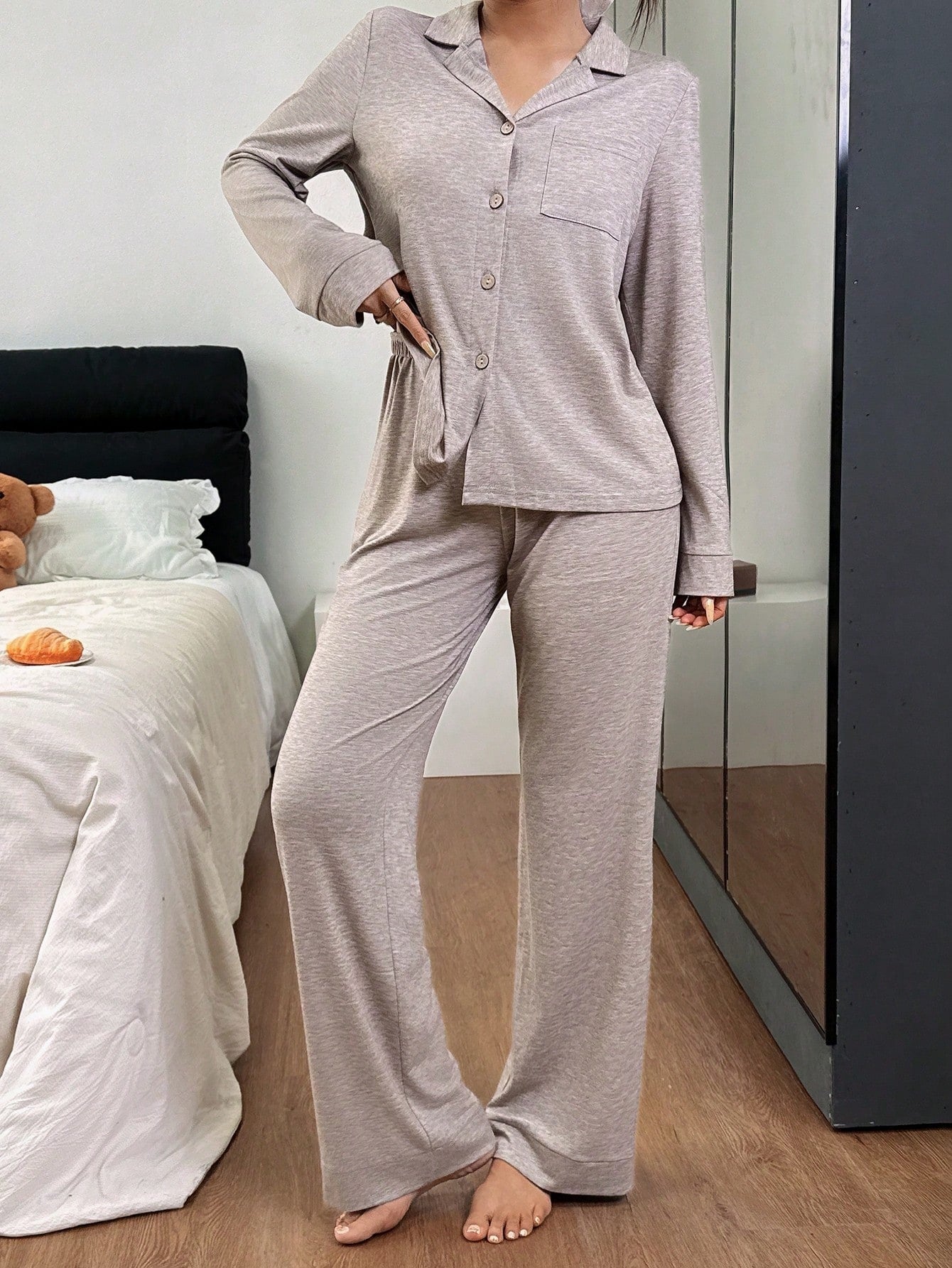 SHEIN Snug Zone طقم بيجامة نسائي قطعتين بأكمام طويلة وياقة محبوكة مريحة