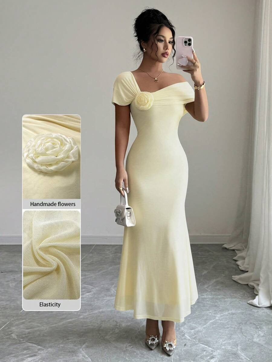 SHEIN Modelyn فستان اصفر طويل مزين بزهرة من الكتف