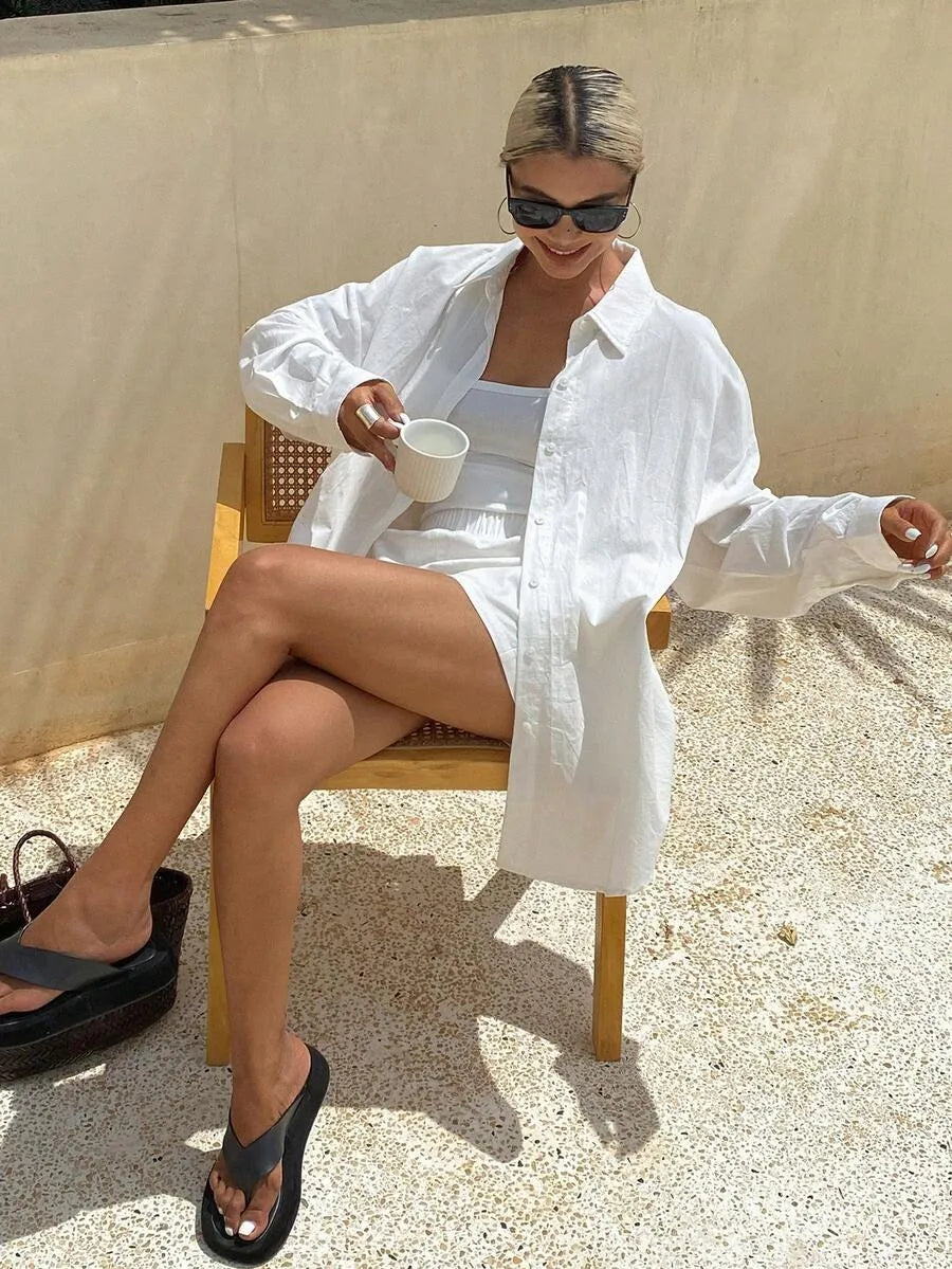 SHEIN DAZY قميص نسائي فضفاض طويل مخطط بأزرار وجيب وأكتاف منخفضة بلون أبيض