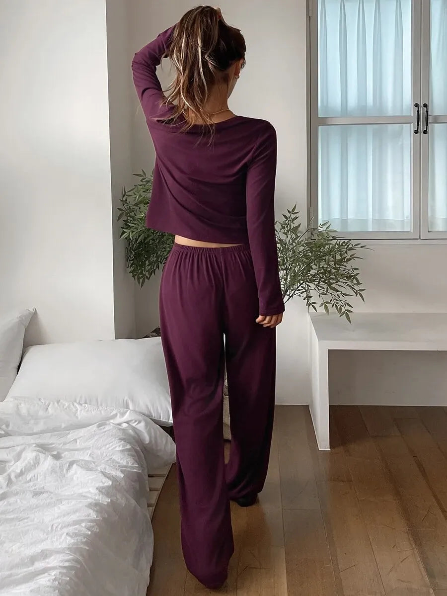 SHEIN DAZY طقم قطعتين بأكمام طويلة وبنطلون بلون عنابي