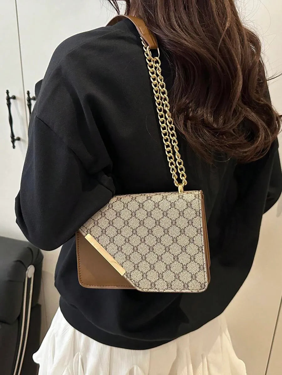 SHEIN حقيبة كروس بودي رمادية عصرية بخياطة بحزام سلسلة معدنية للتنقل والتسوق